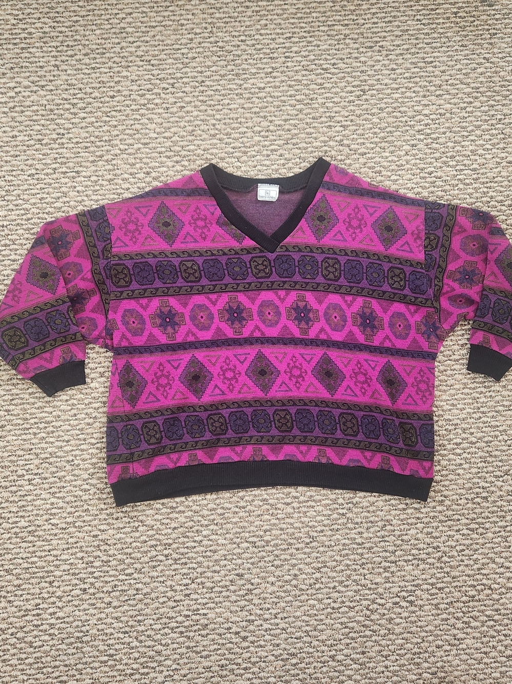 Bold Fuchsia Patterned V-Neck Sweater Eclectic